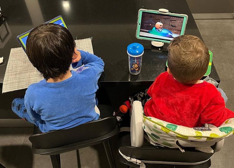 Daniel y Nicolás, hijos de Alfonso Herrera.