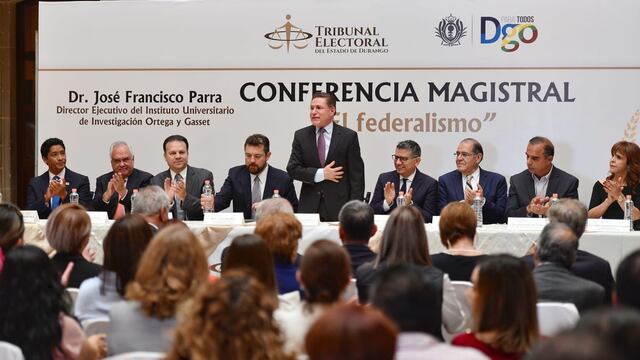 José Rosas Aispuro Torres, gobernador de Durango, se dijo respetuoso de la autonomía de los poderes Legislativo y Judicial del Estado.