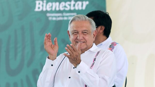 La familia de AMLO habría sido espiada por el programa Pegasus