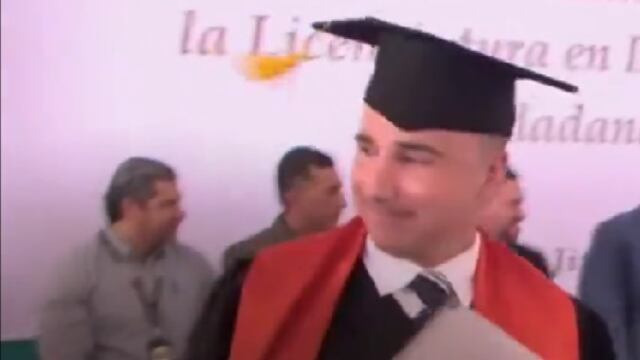 Diego Santoy ya es abogado; sentenciado por el crimen de los hermanos Peña Coss se graduó en Cadereyta