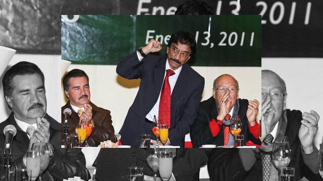 Líder sindical de ferrocarrileros regala dinero a reporteros