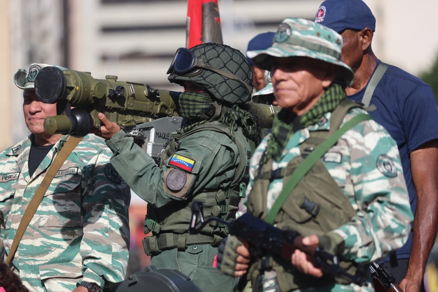 Venezuela ordena despliegue militar ante posible agresión de Estados Unidos