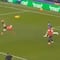 Jugador del Manchester United anota descomunal golazo de chilena y celebra como CR7