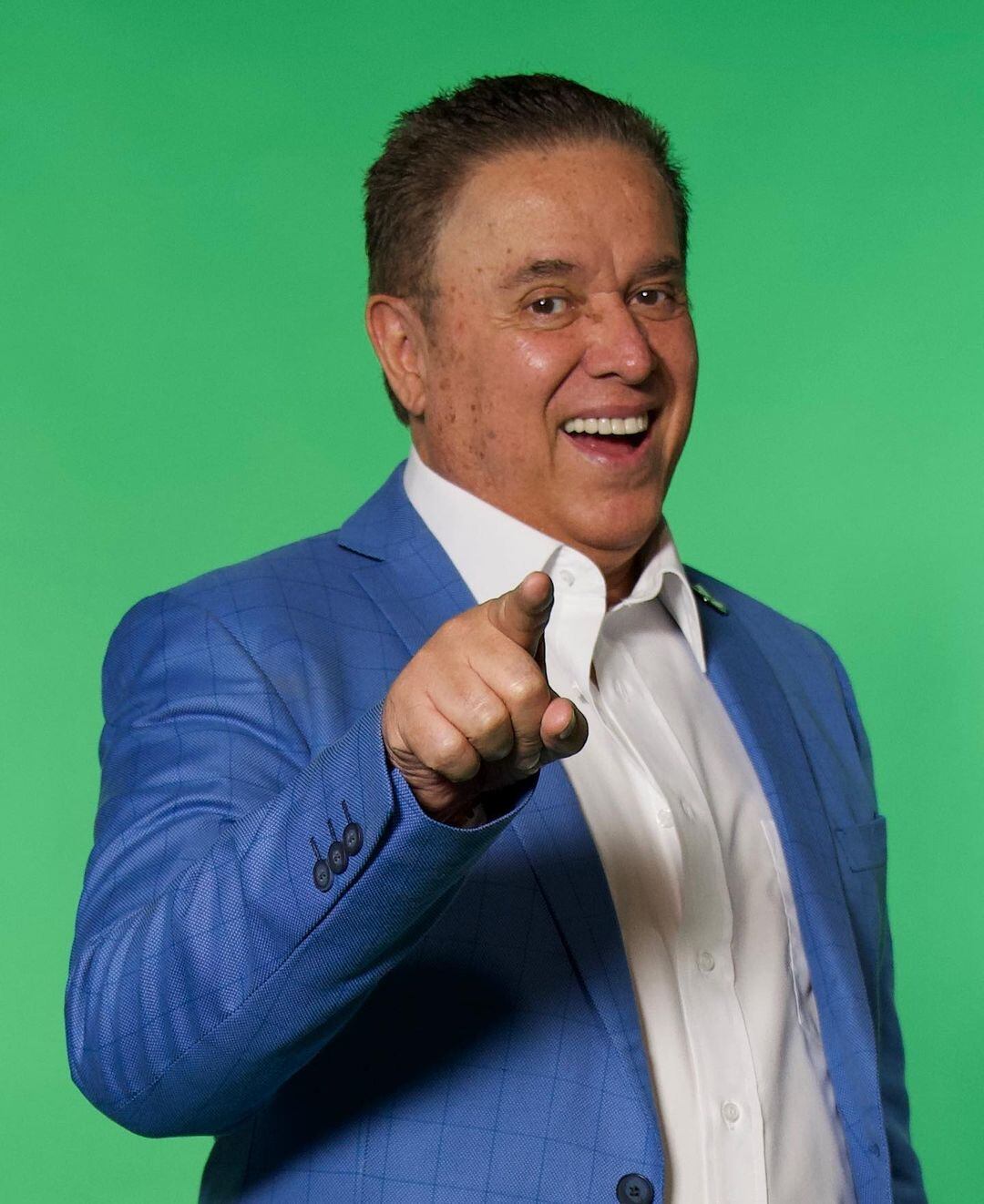 Mario Bezares