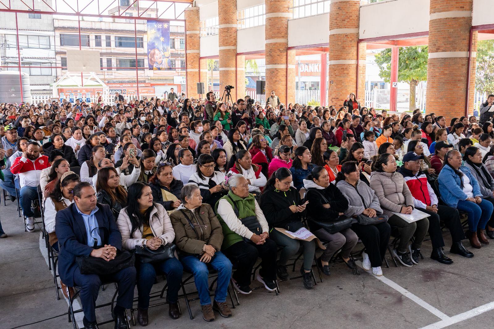 Ricardo Moreno Bastida reafirma su compromiso de garantizar el derecho a la alimentación