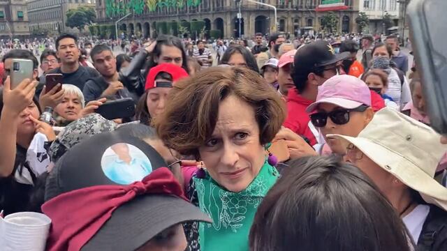 Corren a Denise Dresser de la marcha del 2 de octubre