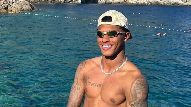 Ex del Real Madrid se tatúa el nombre de su hija y no es el padre biológico