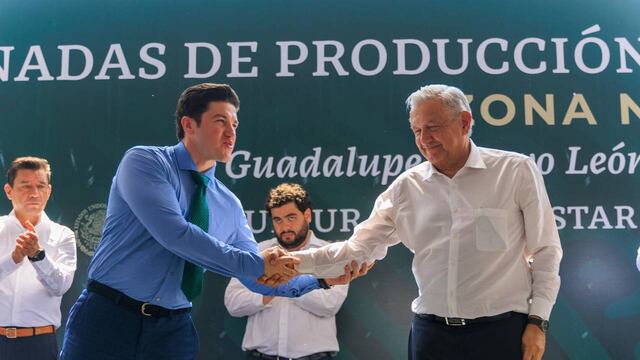 El gobernador de Nuevo León, Samuel García, y el presidente AMLO