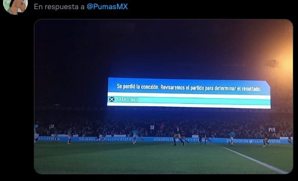 Memes Club Pumas vs FC Barcelona