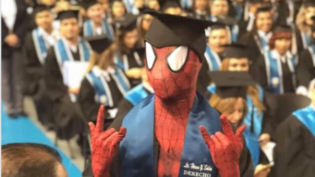 Hiram Yahir Salas vestido de Spiderman.