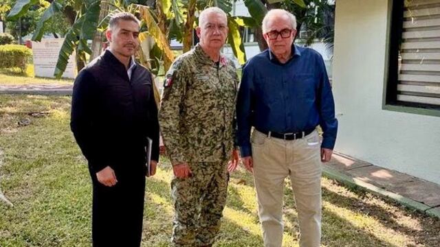 Omar García Harfuch, el General Ricardo Trevilla Trejo y Rubén Rocha. Foto: Vanessa Félix.