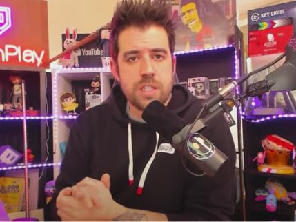 AuronPlay rompe el silencio en un nuevo video respecto a su polémica