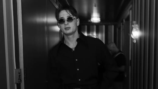 Peso Pluma triunfó en la Fashion Week de Nueva York junto a Anna Wintour