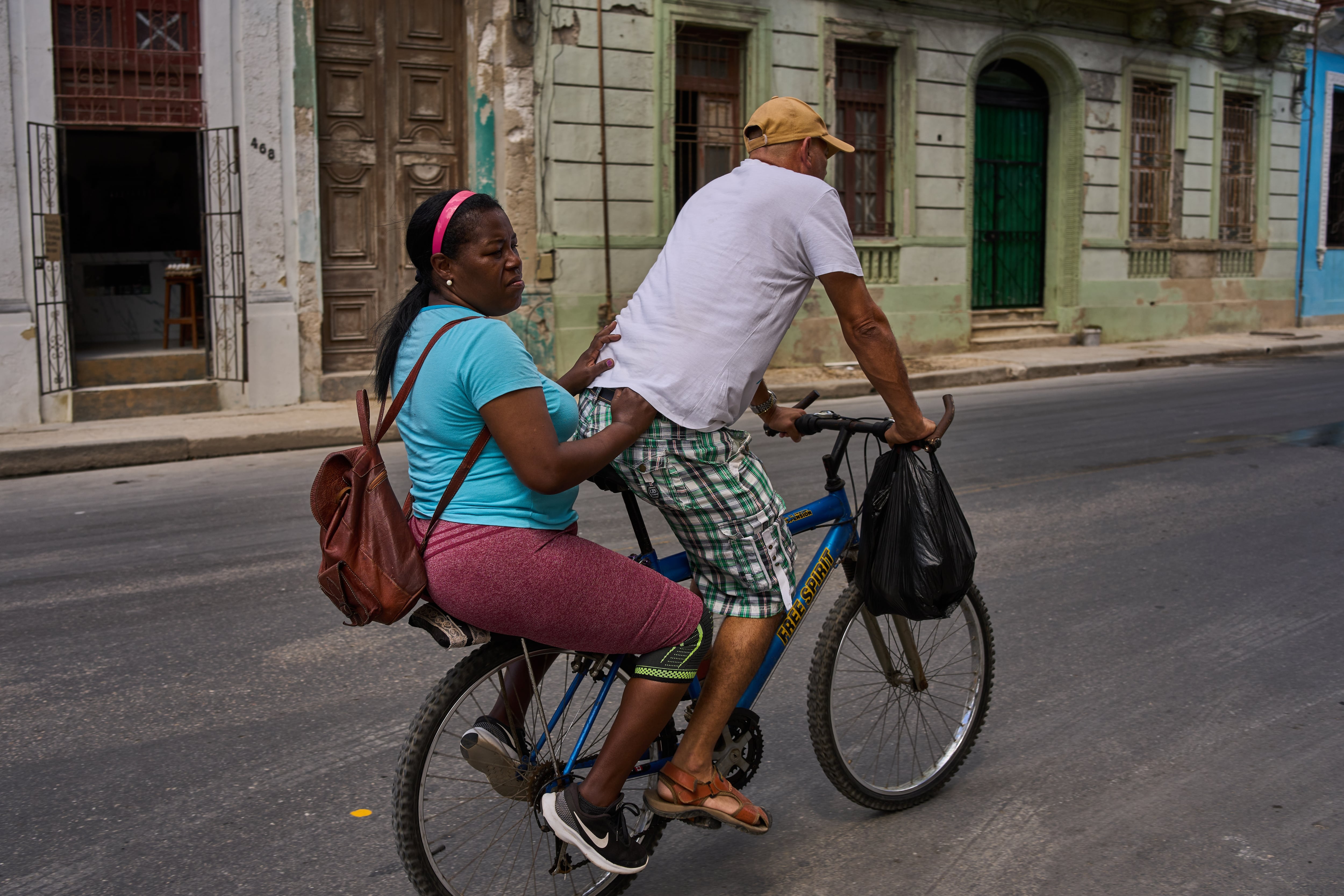 Cuba queda sin electricidad por apagón total