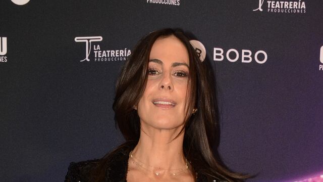 Paulina Mercado, conductora.