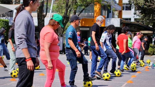 ¿Cuándo se buscará el Récord Guinness de la clase de futbol más grande del mundo?