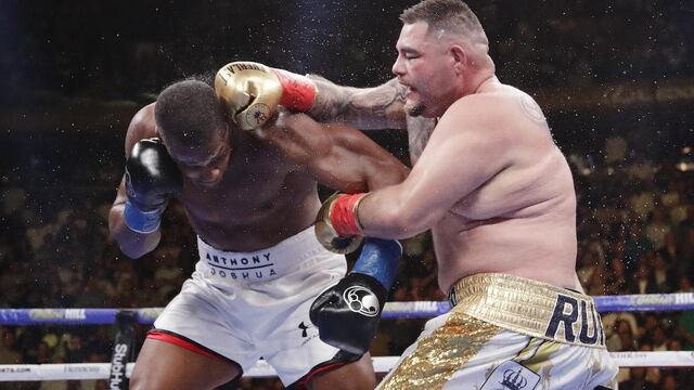 Ruiz Jr. sorprendió al mundo del boxeo al destronar a Joshua