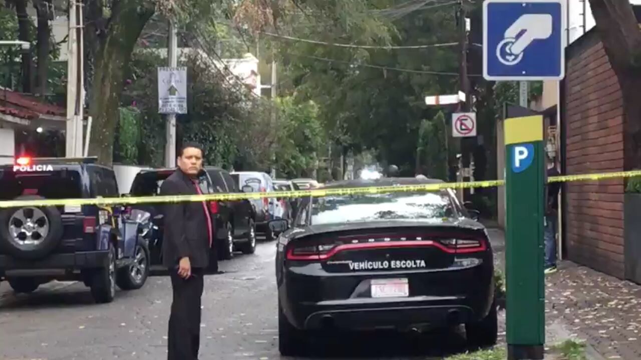 Sujeto que baleó a policía en casa de cardenal vestía de militar: PGJ