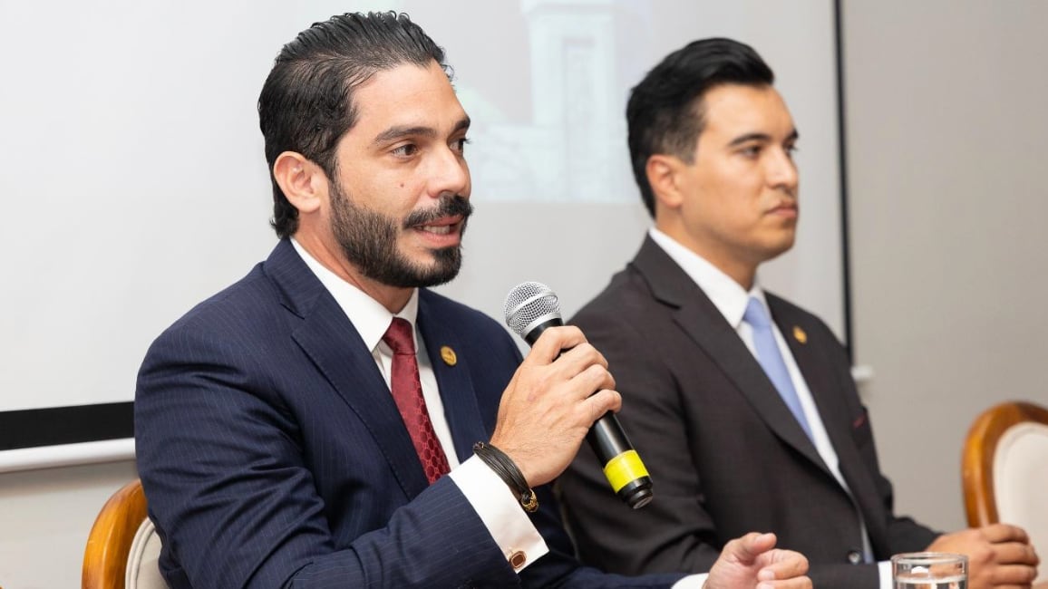 Cúpulas empresariales ‘dan en el clavo’: la supervivencia de las empresas familiares