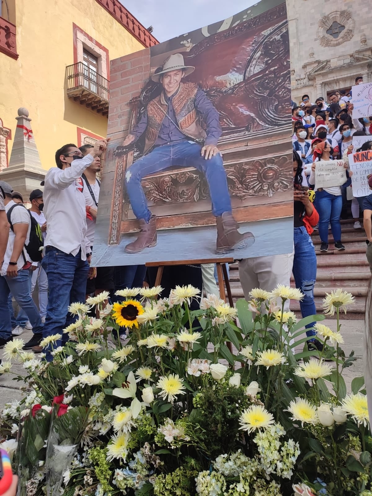 Foto de Ángel Yael durante la marcha