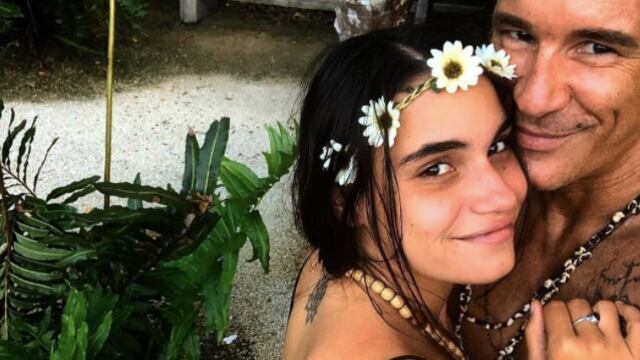 Fernando Carrillo y su novia María Gabriela