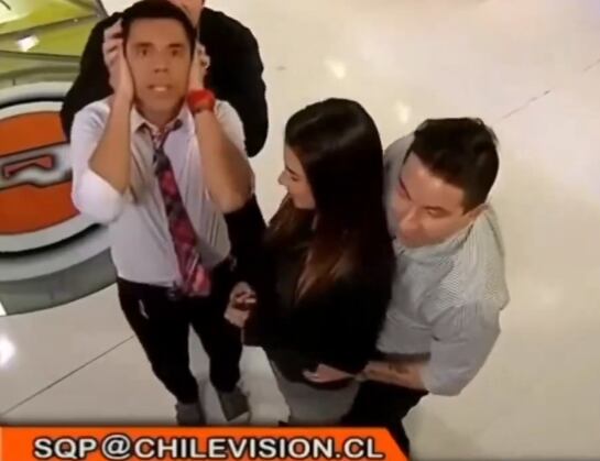 Reviven video de la conductora de televisión en Chile que sufrió acoso en vivo de Felipe Avello