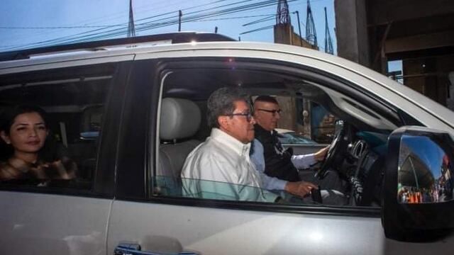 Prohíben entrada a Ricardo Monreal a Pacho Viejo