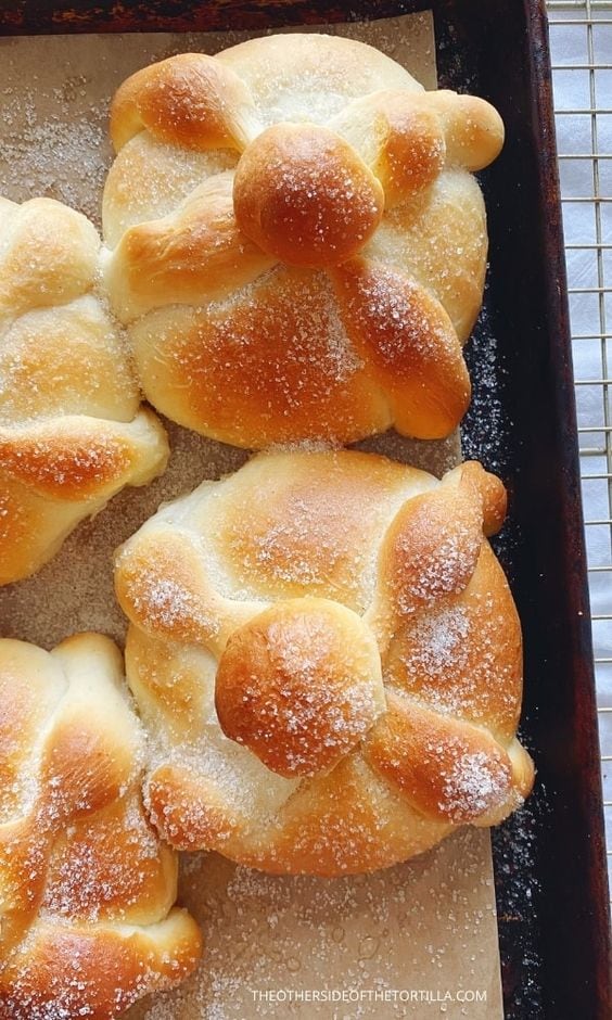 Pan de muerto tradicional