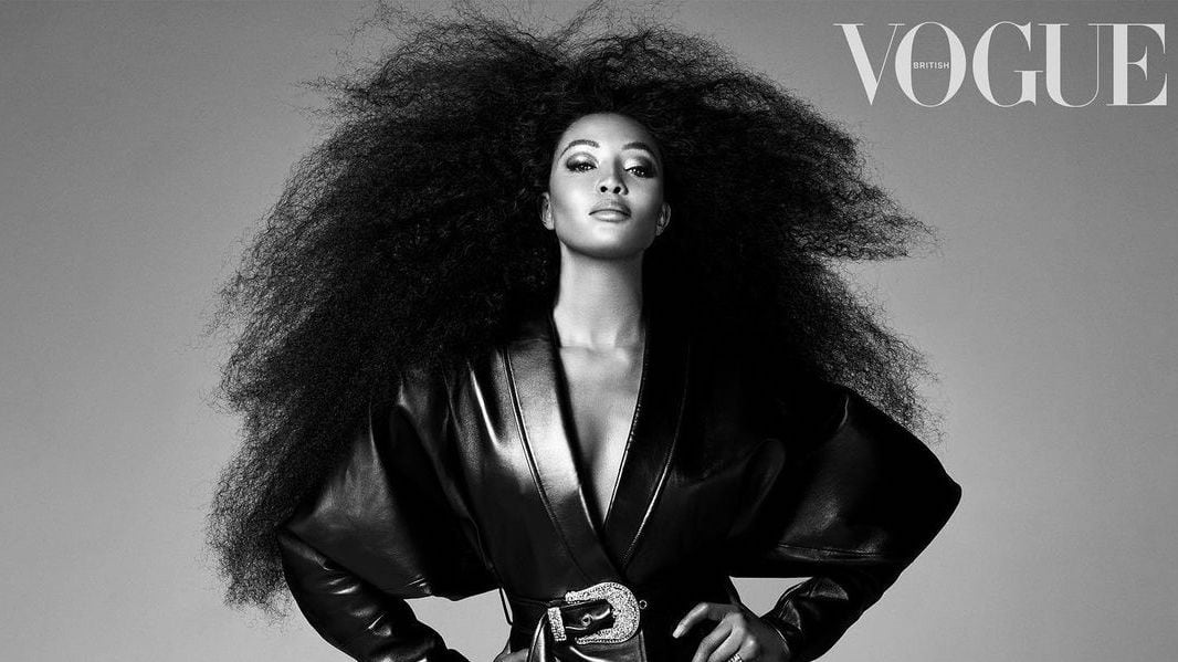 Naomi Campbell presenta por primera vez a su hija en la portada de Vogue
