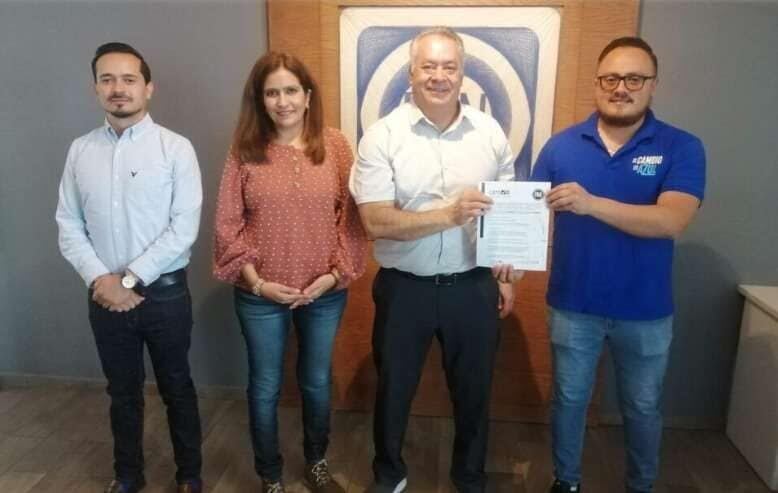 Armando Perez Luna, pre candidato del PAN a la alcaldía de Maravatío, Michoacán