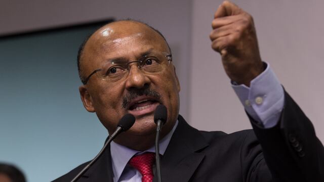 René Juárez Cisneros. Ratificación.