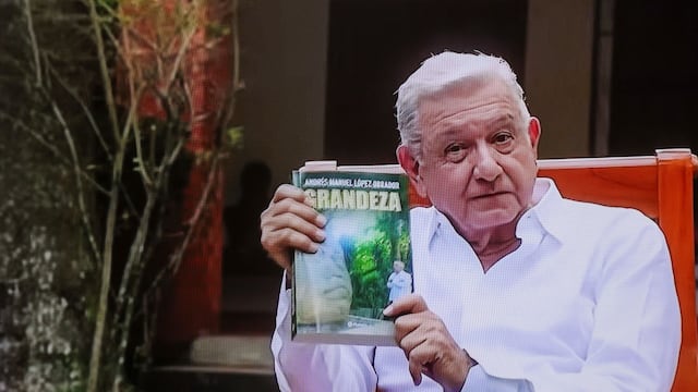 Andrés Manuel López Obrador, ex presidente de México, reapareció para presentar su nuevo libro “Grandeza”
