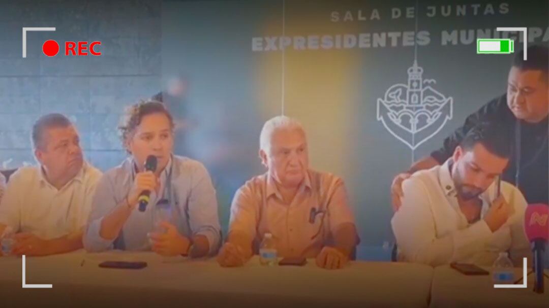 Captan en video a sujeto que intenta arrebatar celular a alcalde de Puerto Vallarta