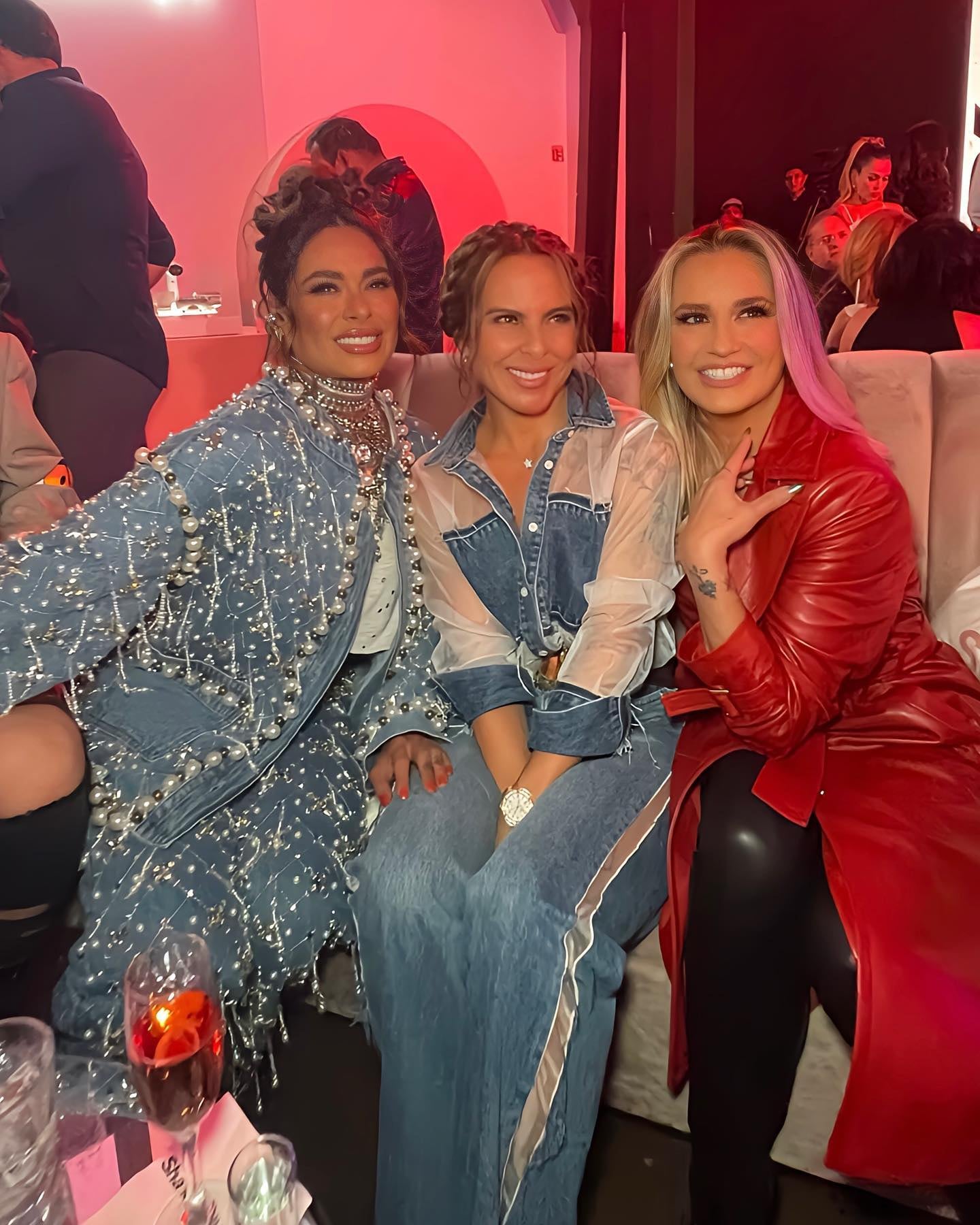 Kate del Castillo prefiere posar a lado de Galilea Montijo que hablar de Anabel Hernández