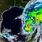Huracán Isaías se fortalece a categoría 2 frente a la península de Yucatán