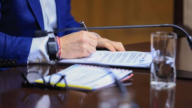 Monterrey acerca programas del INEA para concluir estudios básicos