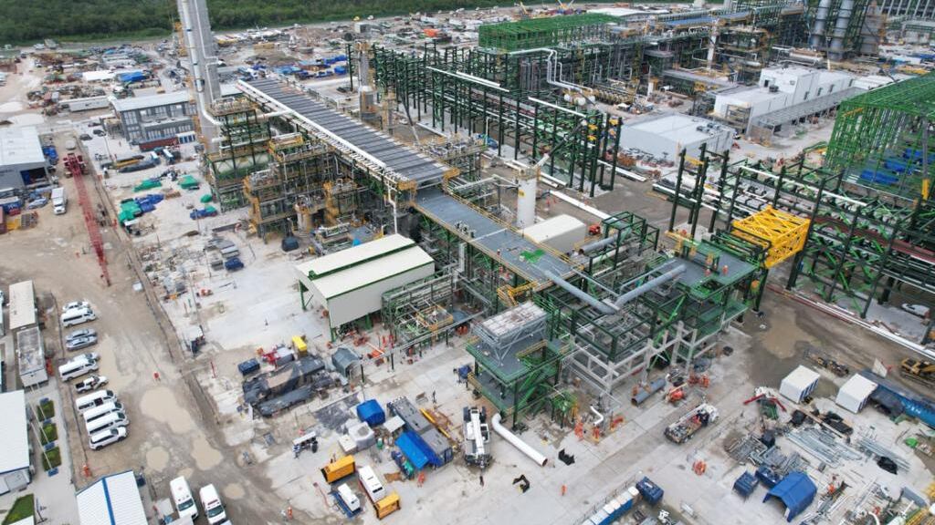 Refinería Olmeca en Dos Bocas, Tabasco, empezará a producir gasolina en julio