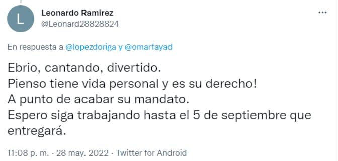 Comentarios sobre Omar Fayad cantando 'Sálvame' de RBD/captura de pantalla