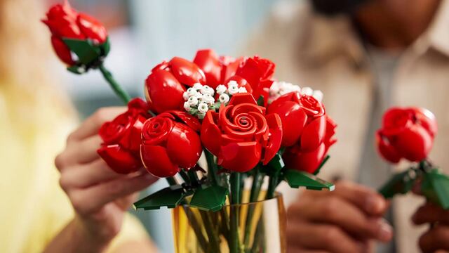 Set LEGO de ramo de rosas