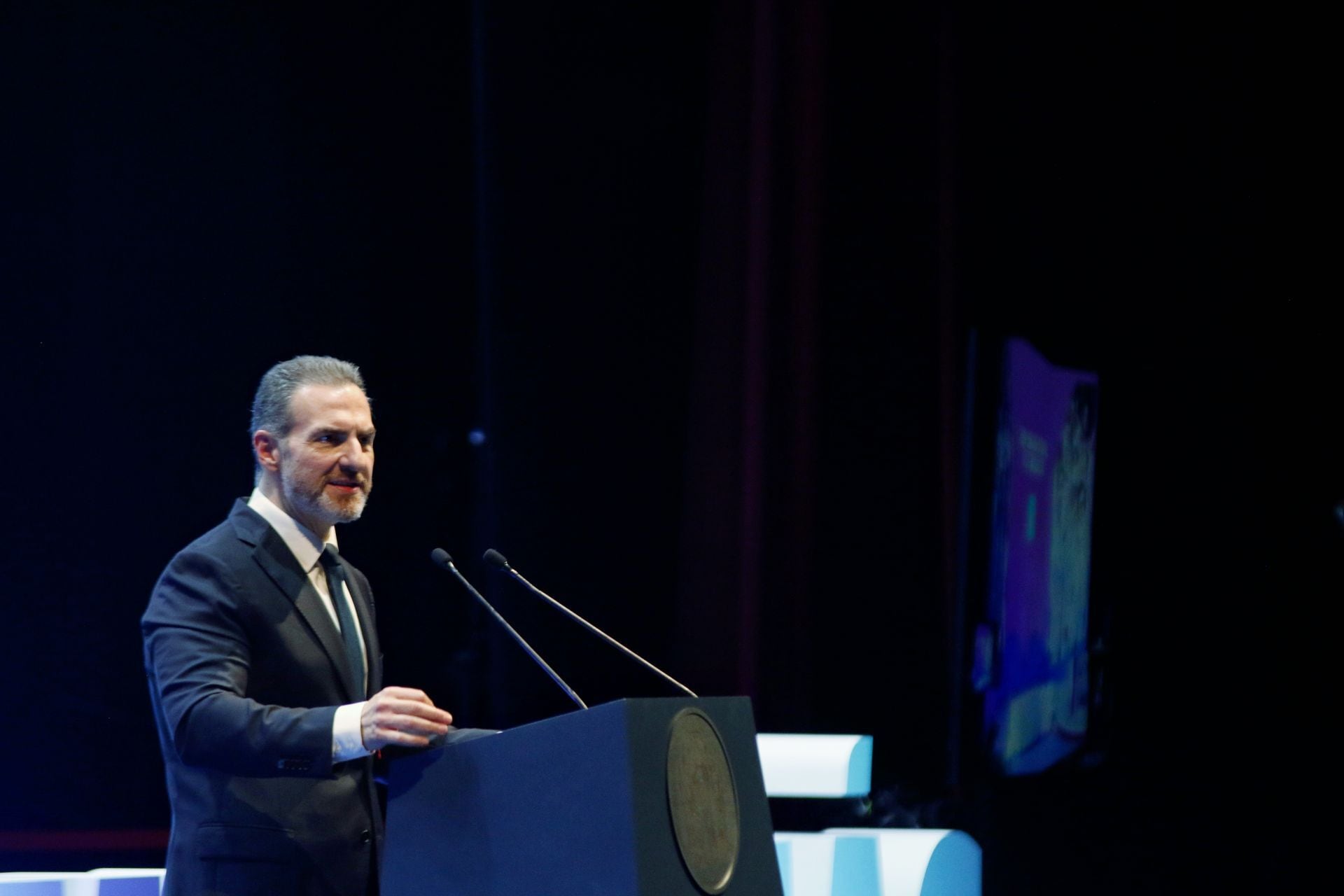 Adrián de la Garza apuesta por una alianza amplia en Nuevo León para el 2027