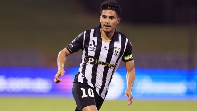 Ulises Davila en Macarthur FC