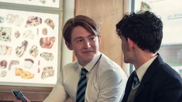 Heartstopper: ¿De qué trata el nuevo drama adolescente LGBT de Netflix?