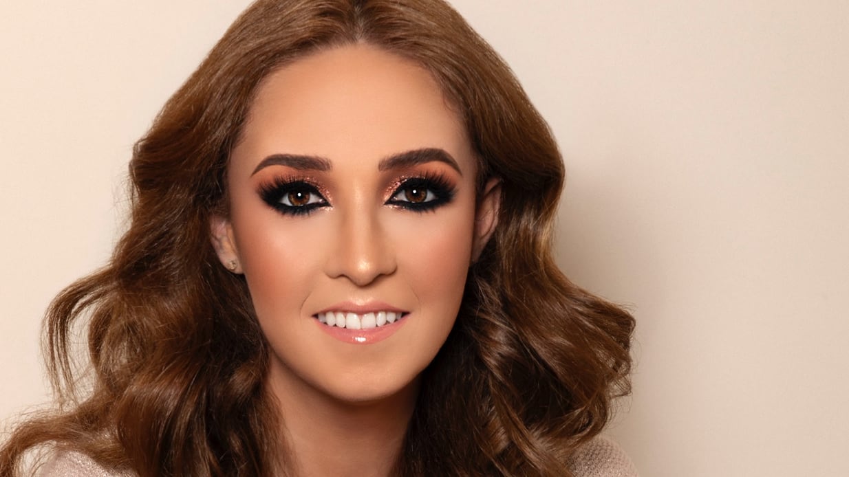 Maquillista mexicana brilla en la Fashion Week de Nueva York