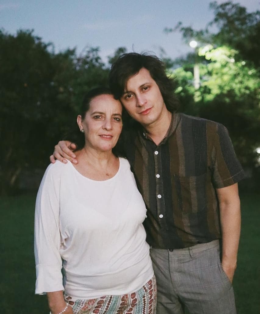 Siddhartha y su mamá.