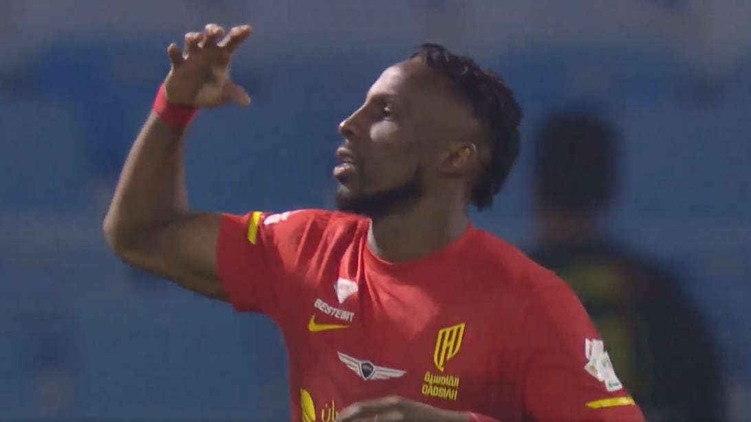 ¿Cómo le fue a Julián Quiñones en Arabia? El delantero brilla en goleada del Al-Qadisiya