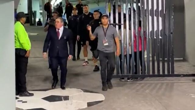 Miguel Herrera estuvo cerca de meterse al vestidor del Club América "por la costumbre".