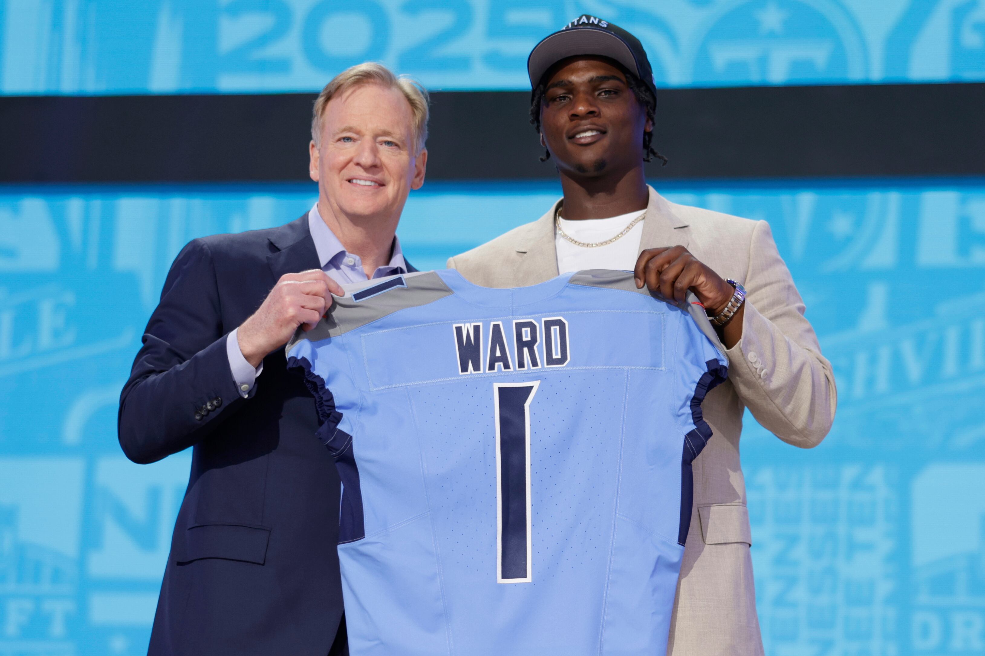Cam Ward, el pick número 1 del Draft de la NFL 2025 elegido por los Tennessee Titans