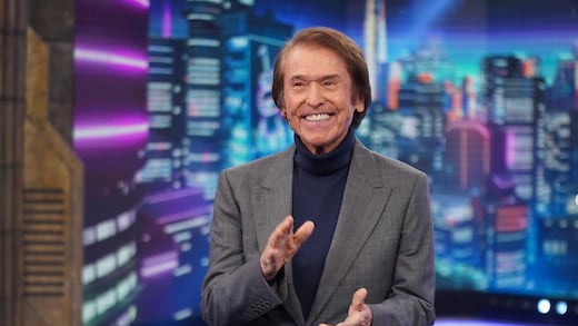 Raphael no se va; el cantante desmiente su retiro tras problemas en el habla por un linfoma cerebral