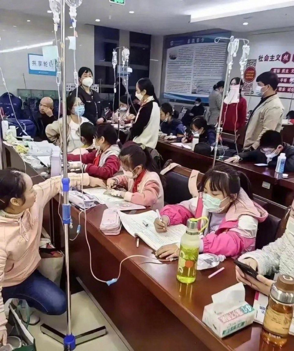 China entra en alerta por neumonía en niños