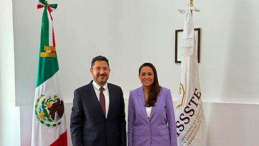 Tere Jiménez y Martí Batres fortalecen atención del ISSSTE en Aguascalientes